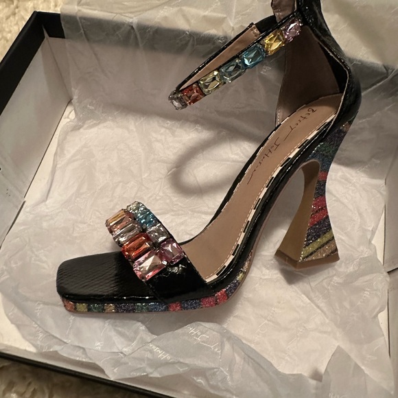 Betsy Johnson Armani Bright Multi Heels Size 8.5 NIB - Picture 6 of 13